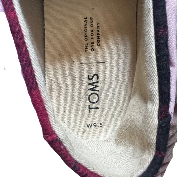 Red & Black Plaid TOMS Slip-On Shoes Women’s W9.5 Canvas Upper Casual Comfort - Picture 6 of 6